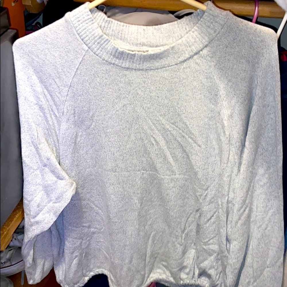 5/$25😊 sweater